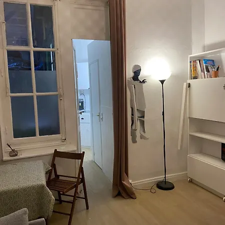 Loge, Facing Gare Du Nord * パリ