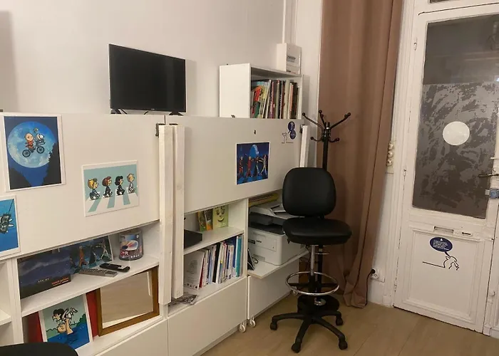 Appartement Loge, Facing Gare Du Nord Parijs